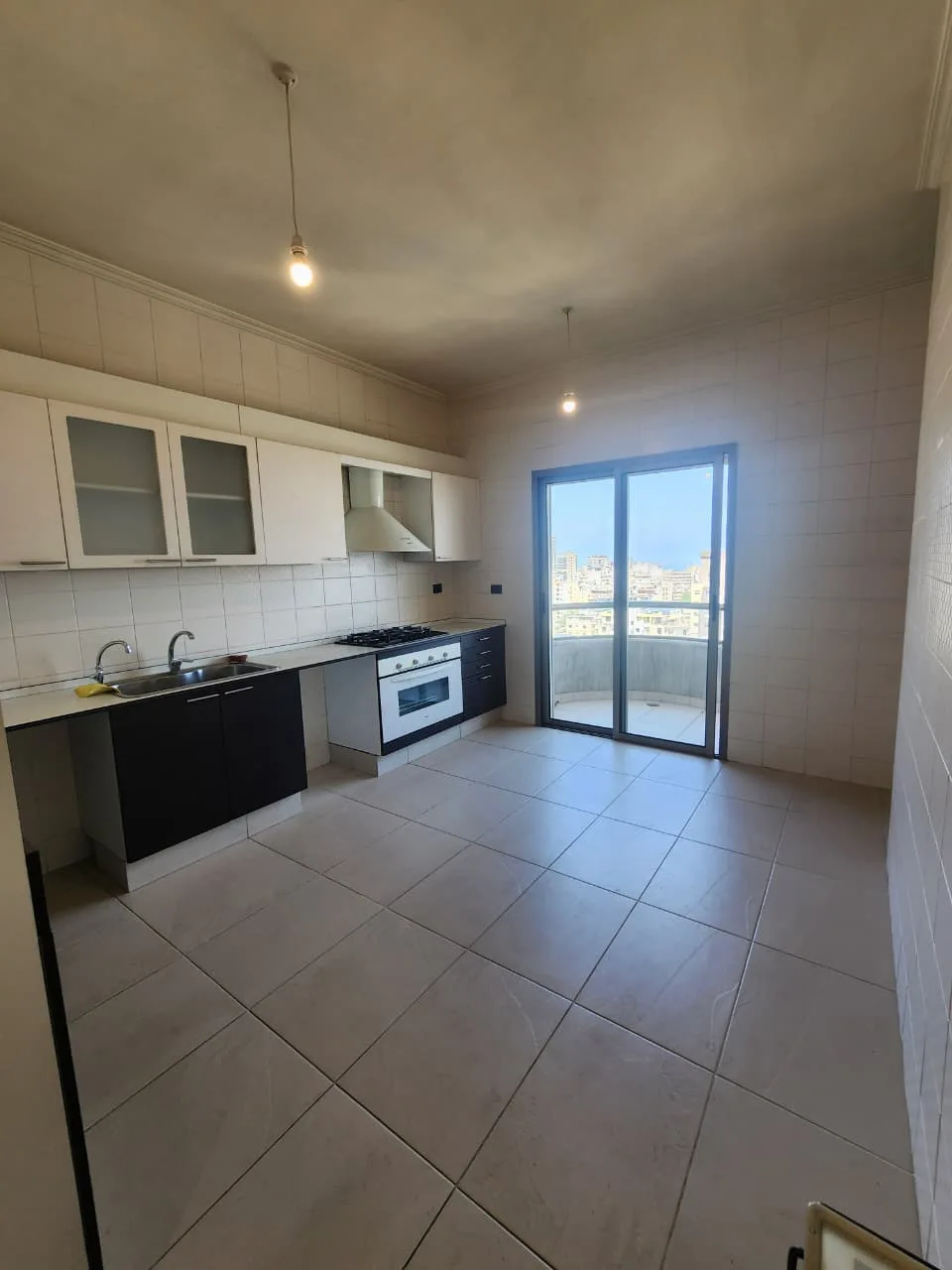 Elegant 240 SQm Apartment In Achrafieh - Sioufi