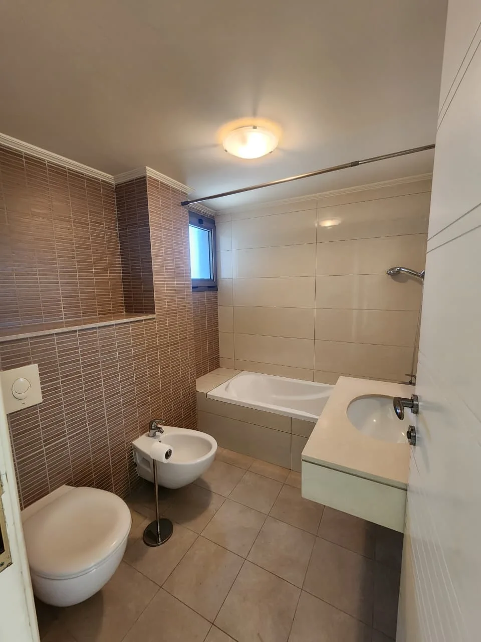 Photo 5 of Elegant 240 SQm Apartment In Achrafieh - Sioufi